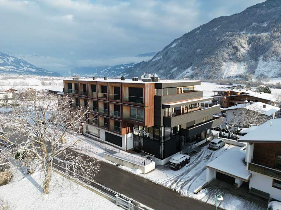 Außenansicht Mari Pop Hotel