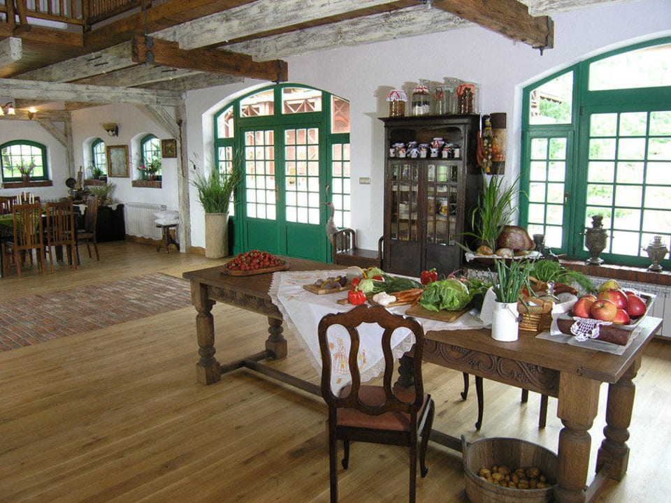 Jadalnia Guesthouses Domy Konesera