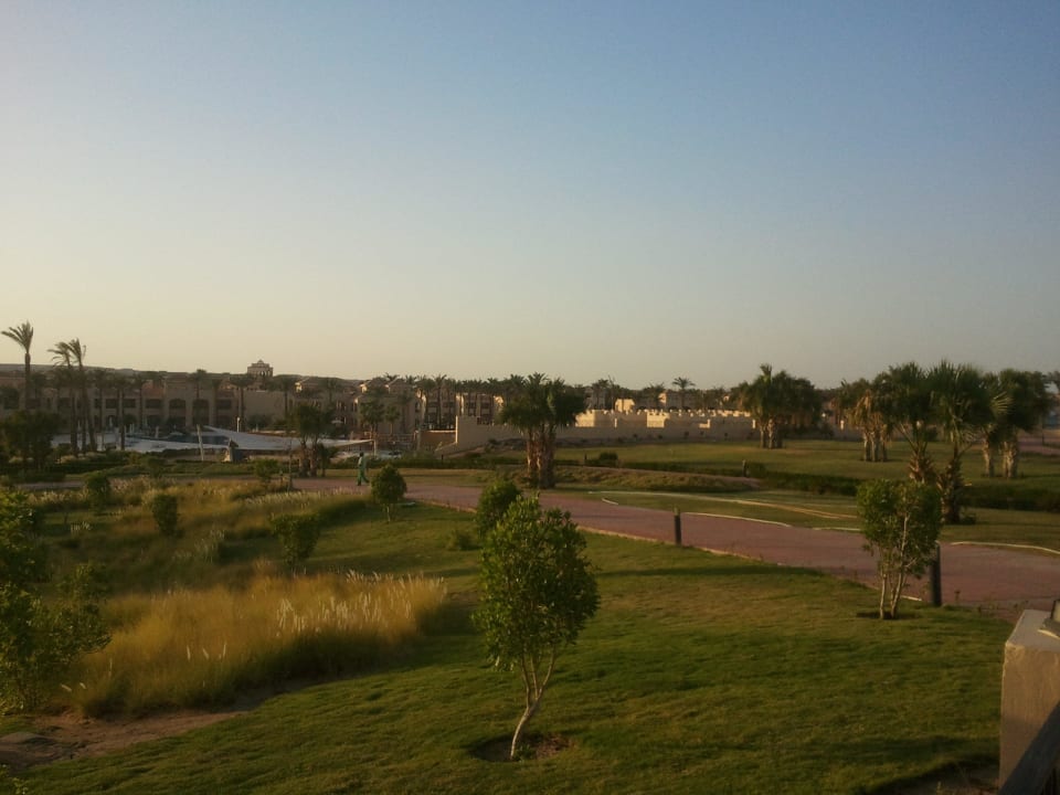 Травка Cleopatra Luxury Resort Makadi Bay