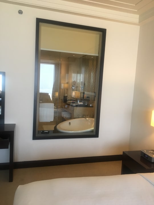 Zimmer Conrad Dubai