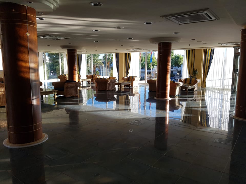 Lobby Aparthotel Can Picafort Palace