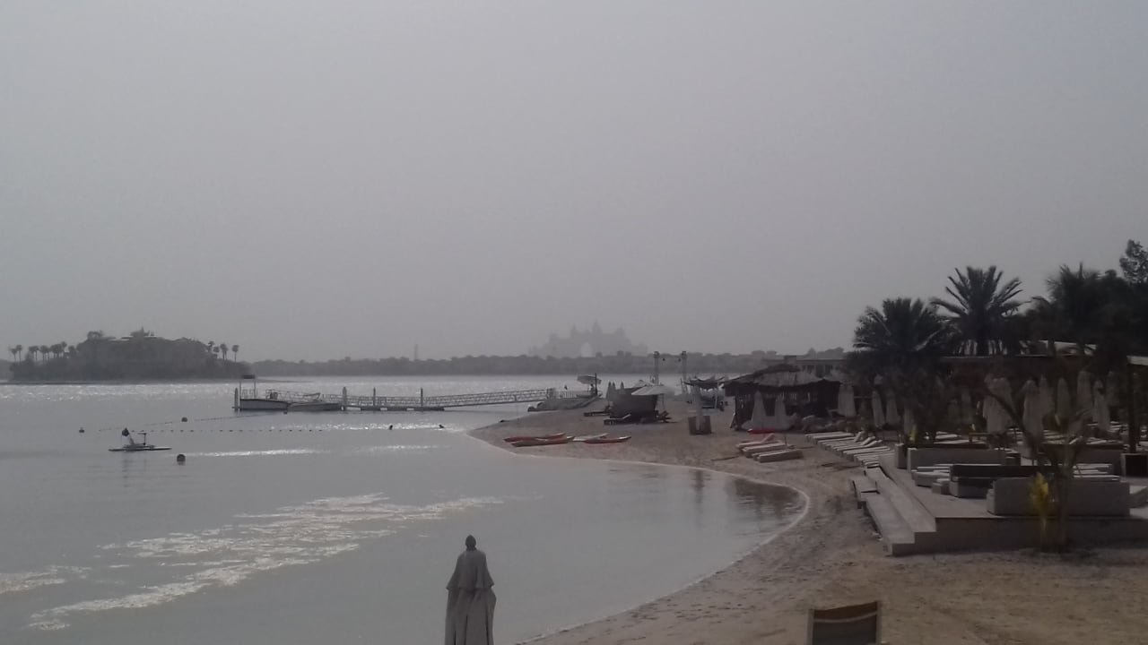 Strand Rixos The Palm Hotel & Suites