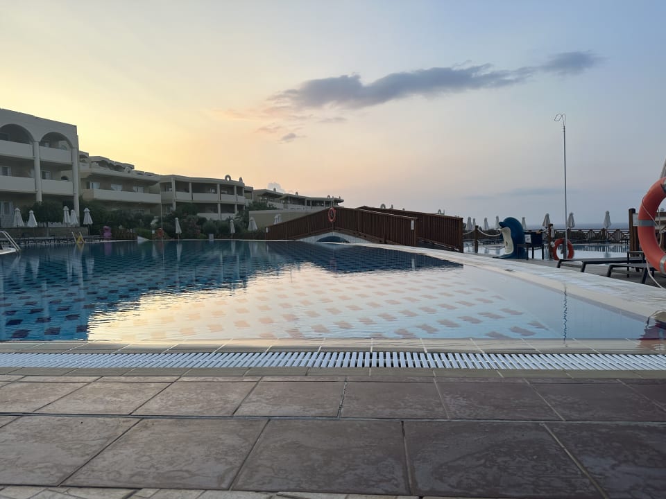 Pool Hotel Kalithea Horizon Royal