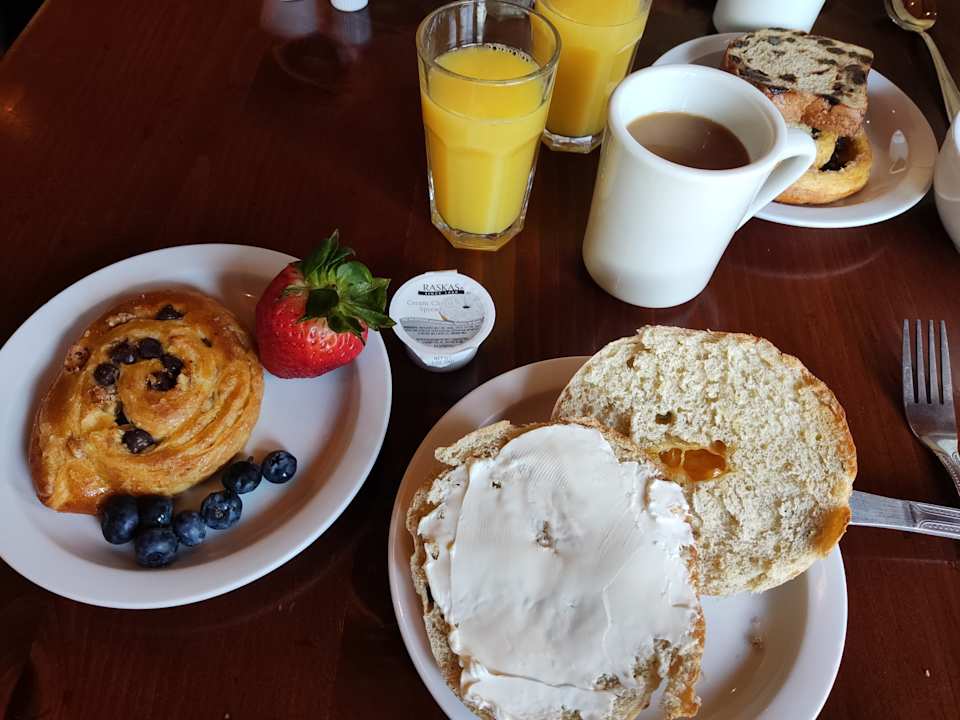 Gastro Hotel El Pueblo Inn