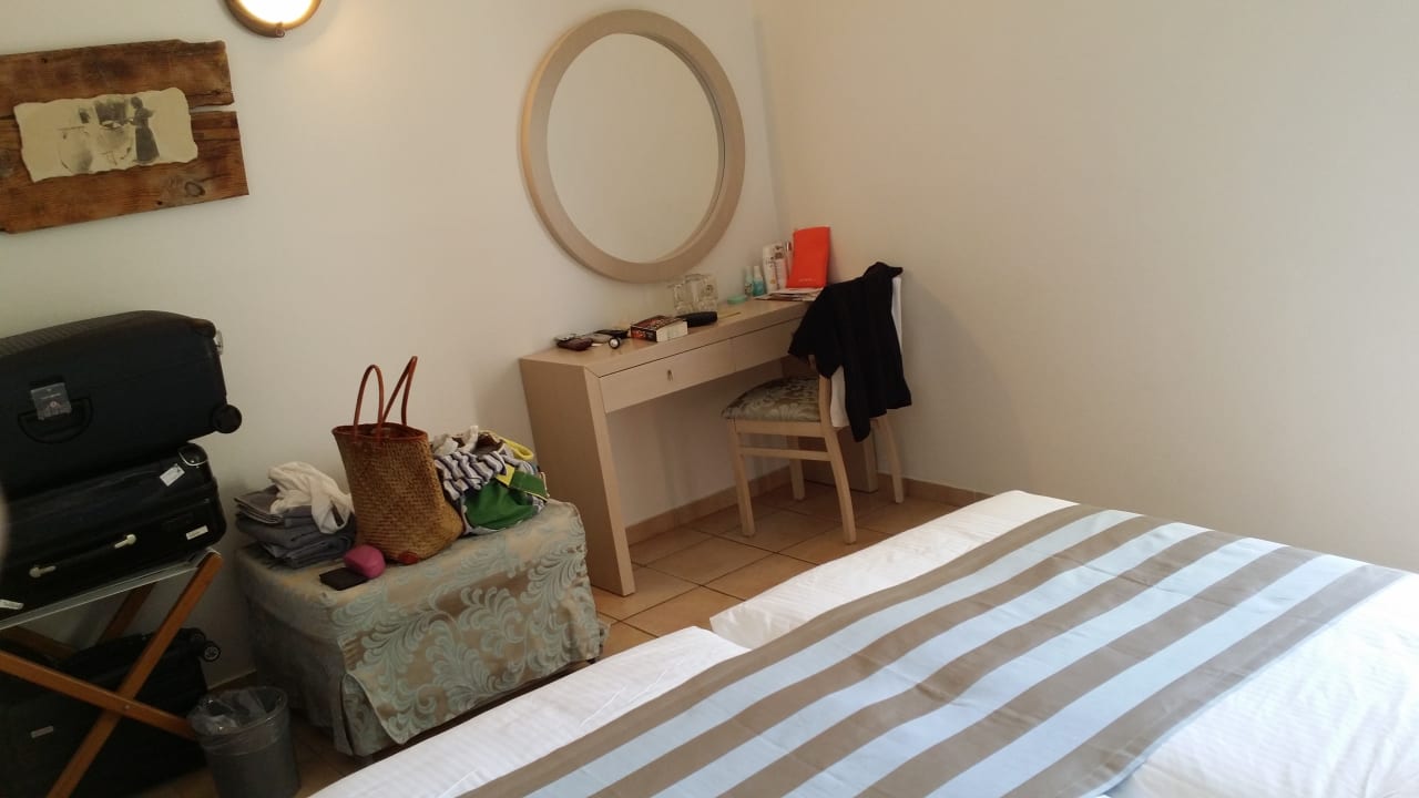 Zimmer Alianthos Garden Hotel