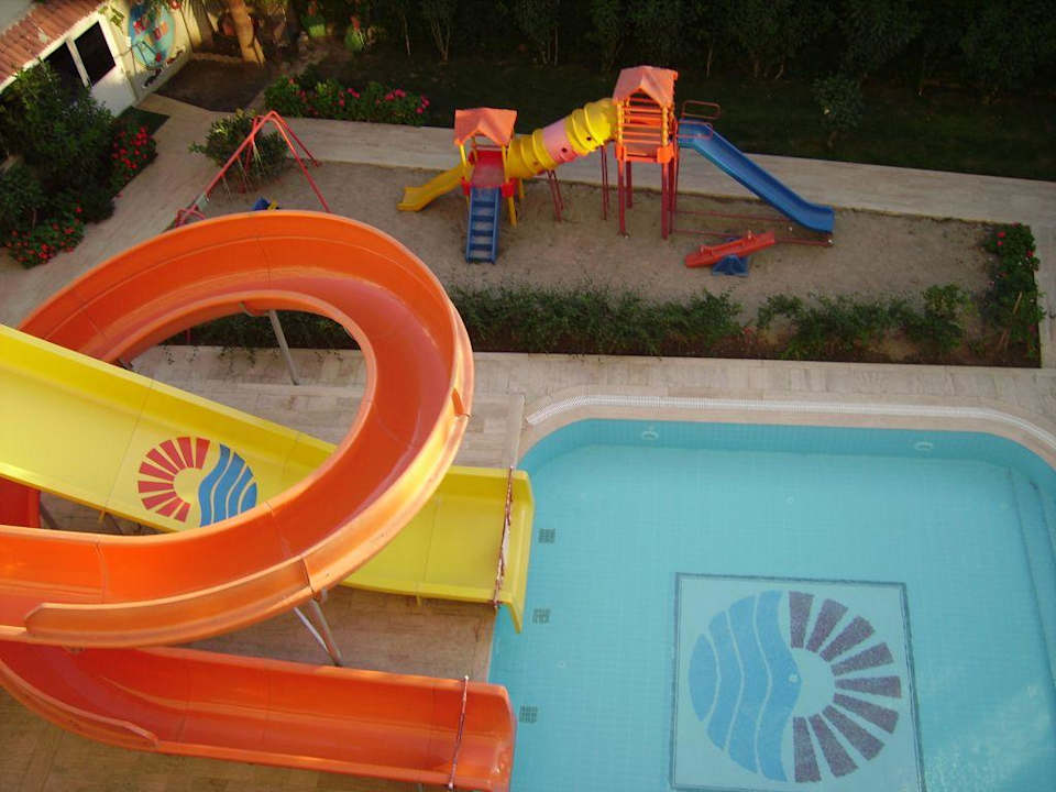 Pool mit Rutschen Kırbıyık Resort Hotel - Alanya