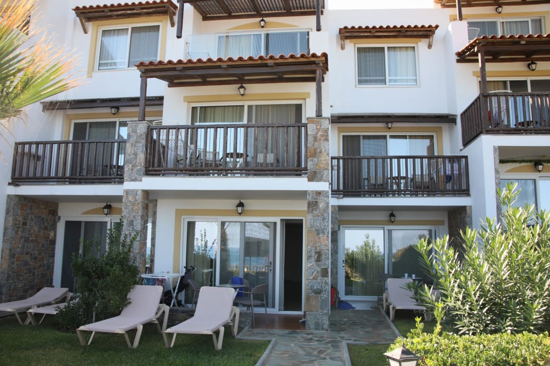 Außenansicht Alexander Beach Hotel & Village Resort