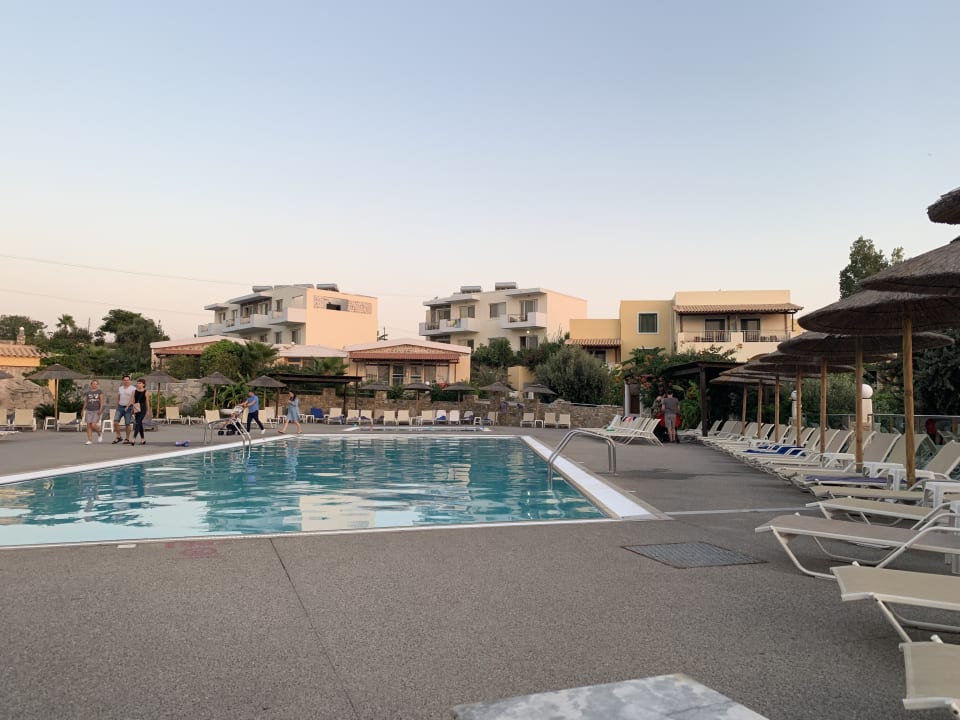 Pool Hotel Kouros Palace