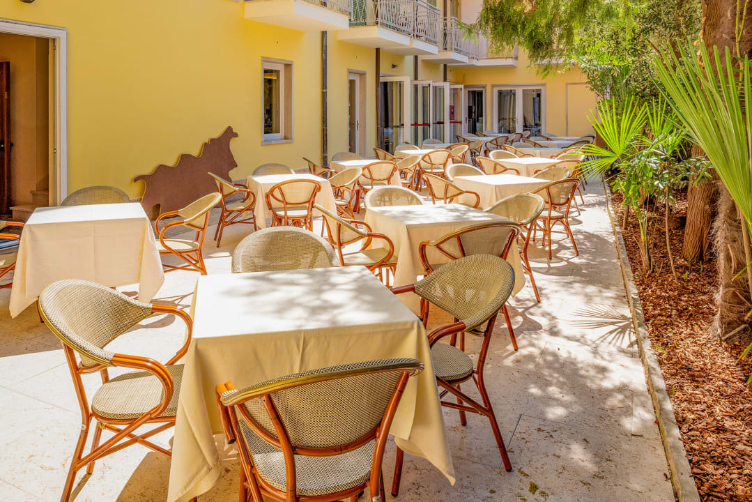 Gartenanlage Hotel Centrale Garda