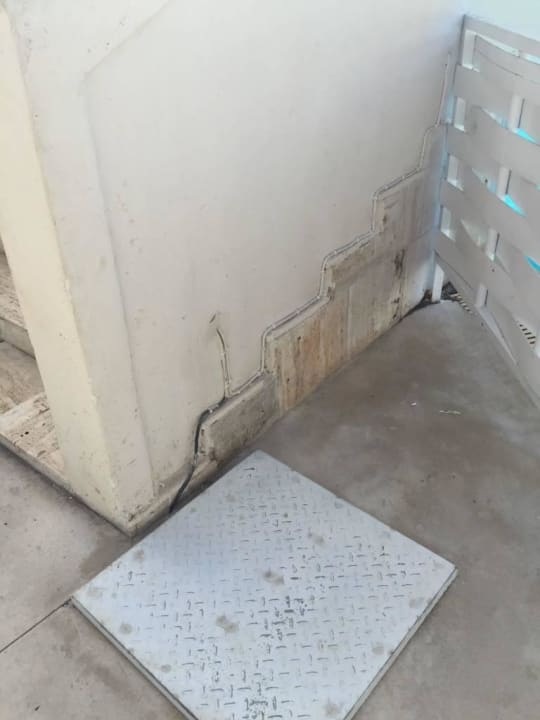 Verletzungsgefahr Sandy Beach Resort