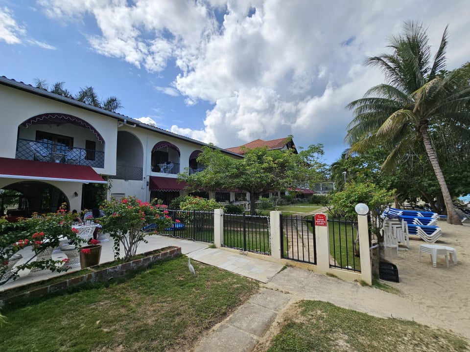 Außenansicht Charela Inn Hotel