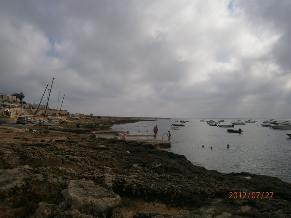 Clouds over the bay Hotel Il Palazzin