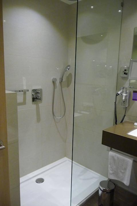 Dusche Van der Valk Hotel Düsseldorf