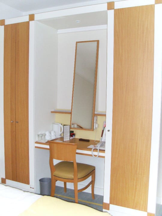 Schreibtischbereich Grand Hotel Filippo