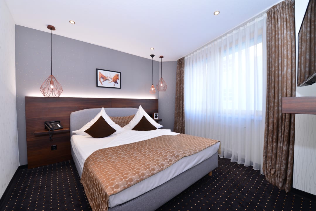 Zimmer Lobinger Hotel - Weisses Ross Langenau