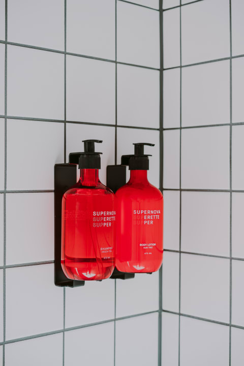 Sonstiges Supernova Hotel