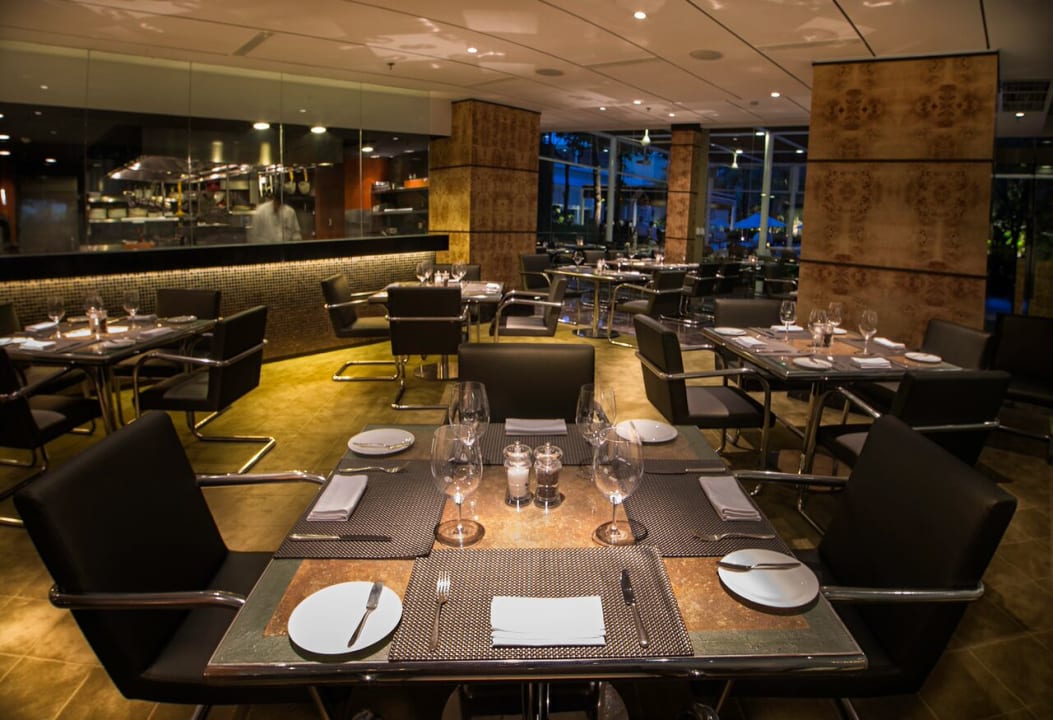Restaurant Wyndham Casablanca Jakarta