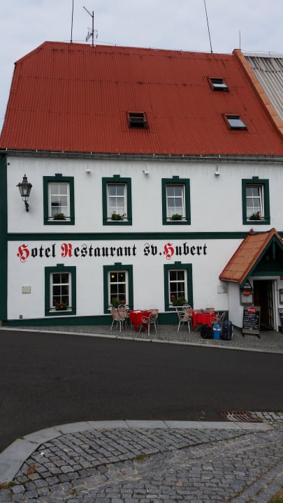 Hotel von Außen! Hotel Svatý Hubert