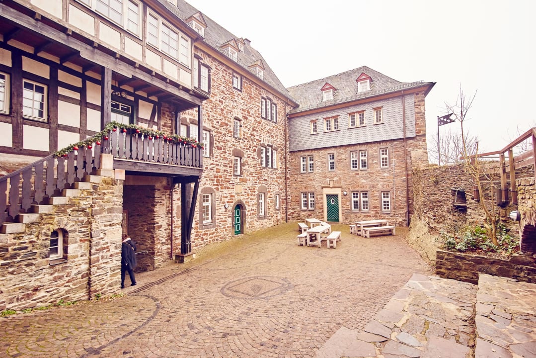 Außenansicht DJH Jugendherberge Freusburg