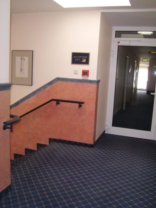 Gang / Treppe in 3. Etage Hotel Niedersächsischer Hof