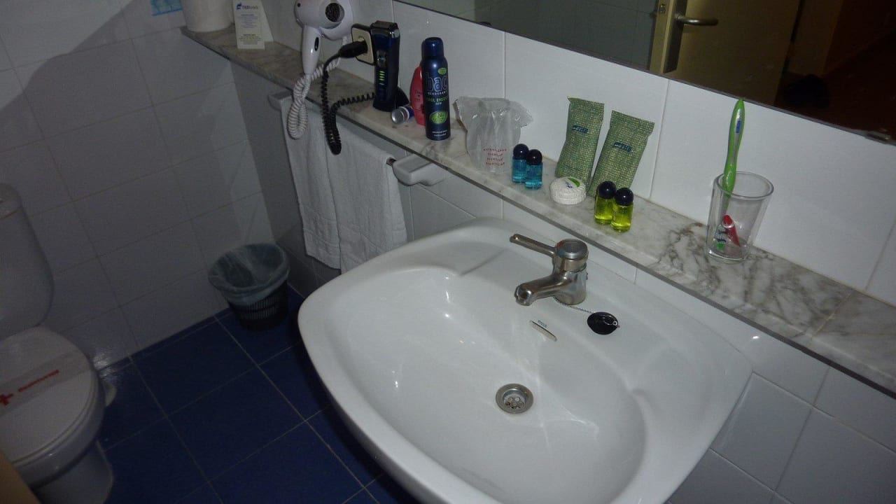 Waschbecken mit Ablage THB Maria Isabel - Adults only