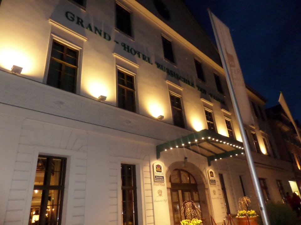 Außenfassade Best Western Premier Grand Hotel Russischer Hof