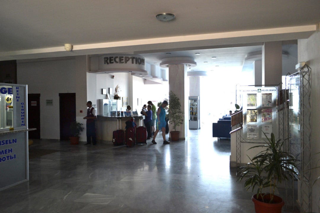 Recepcja AluaSun Helios Beach