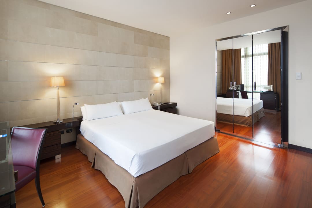 Zimmer NH Napoli Panorama