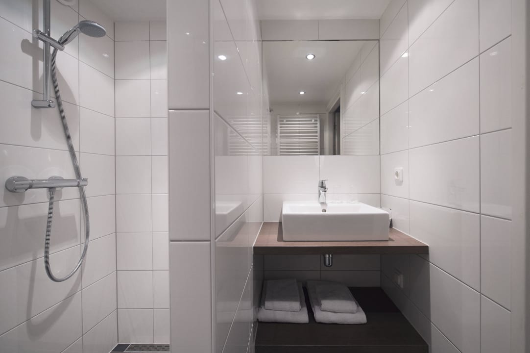 Dusche, Toilette Hotel in den Hoof