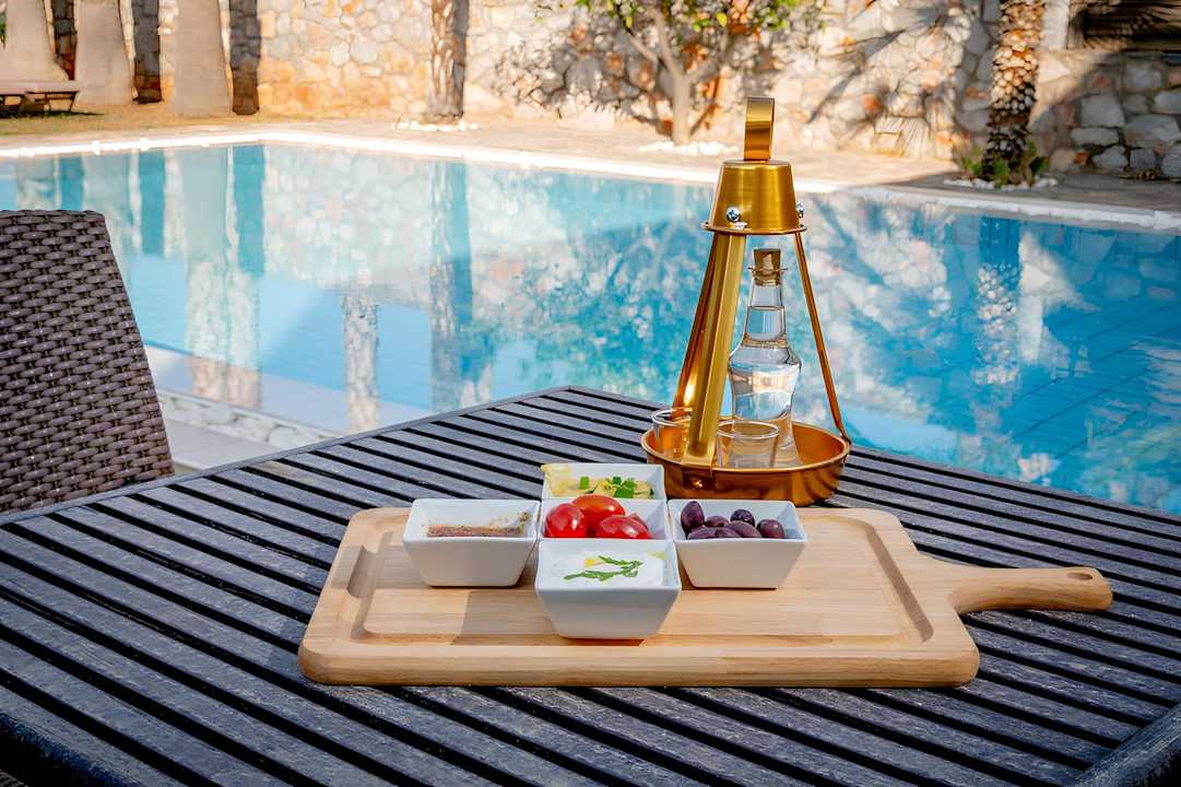 Außenansicht The Noverian Scenic Crete 5 Star Hilltop Villa Resort & Spa