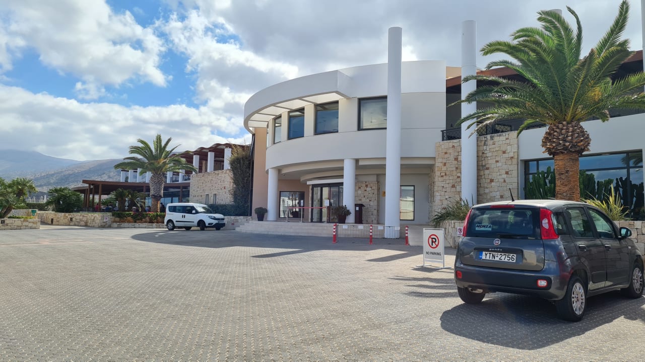 Außenansicht Grand Hotel Holiday Resort