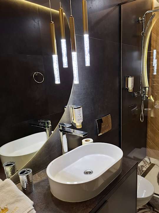 Zimmer Royal romantic apartment with bathtub