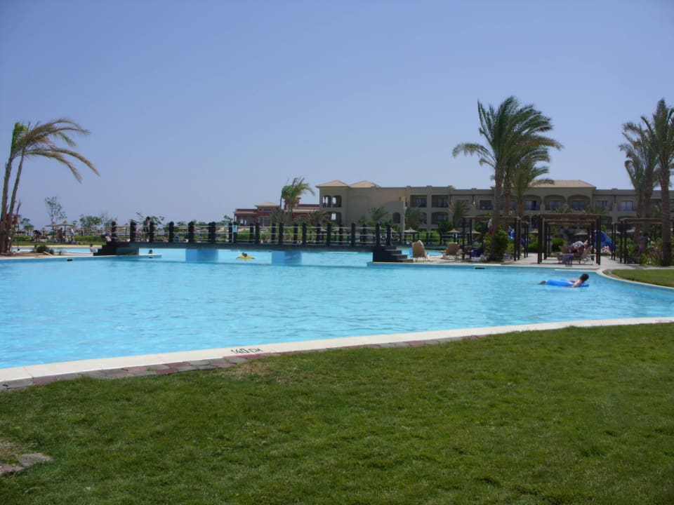 Basen JAZ Aquamarine Resort