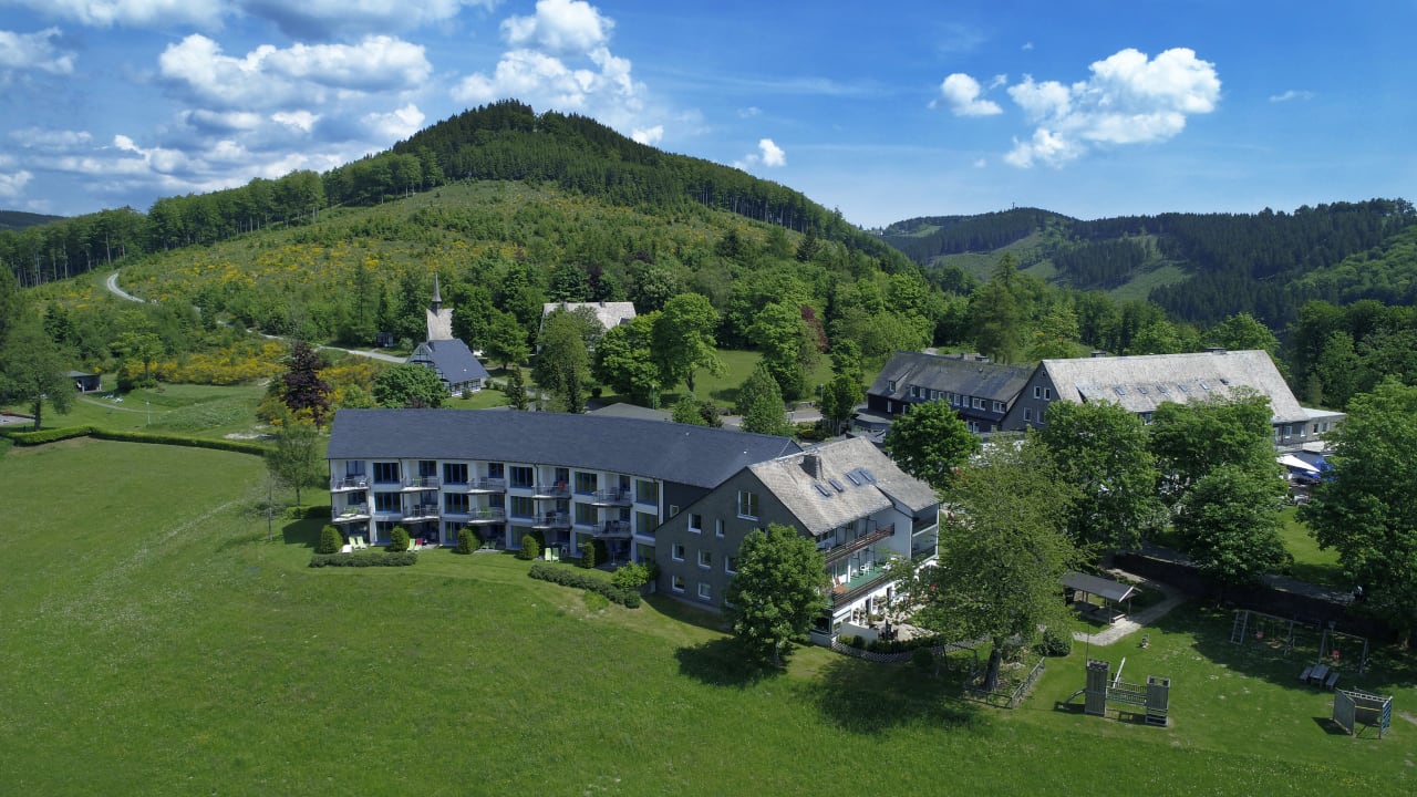 Außenansicht Berghotel Hoher Knochen