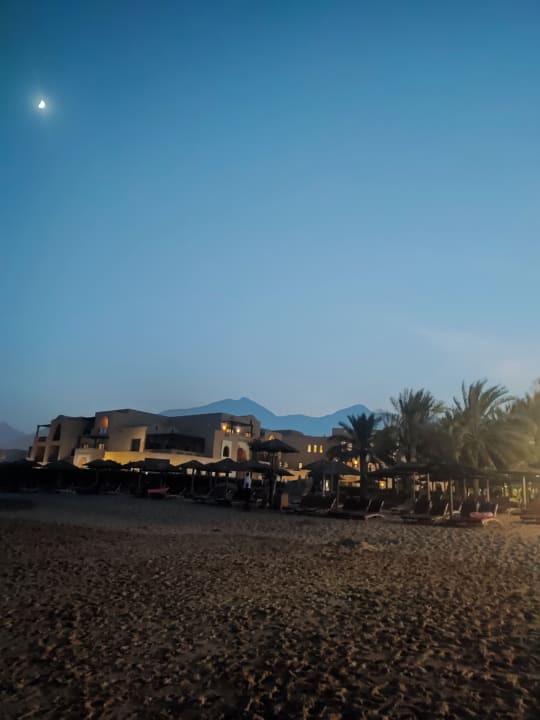 Strand Miramar Al Aqah Beach Resort