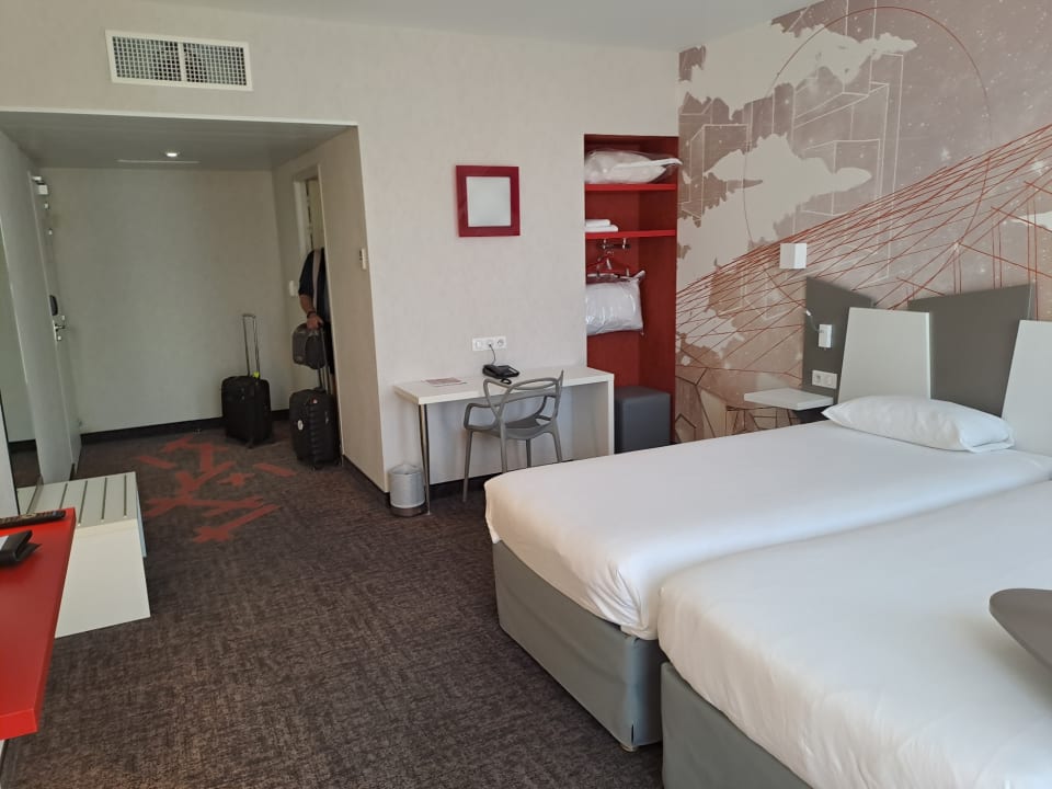 Zimmer Hotel Ibis Styles Poitiers Centre