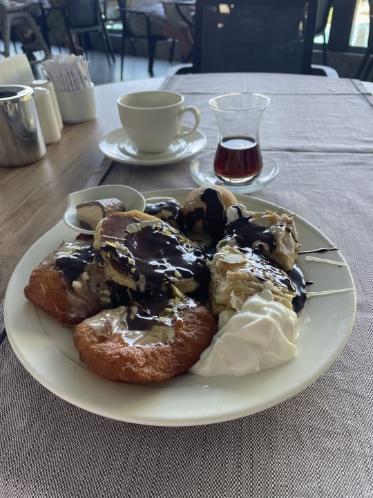 Gastro Seaden Quality Resort & Spa