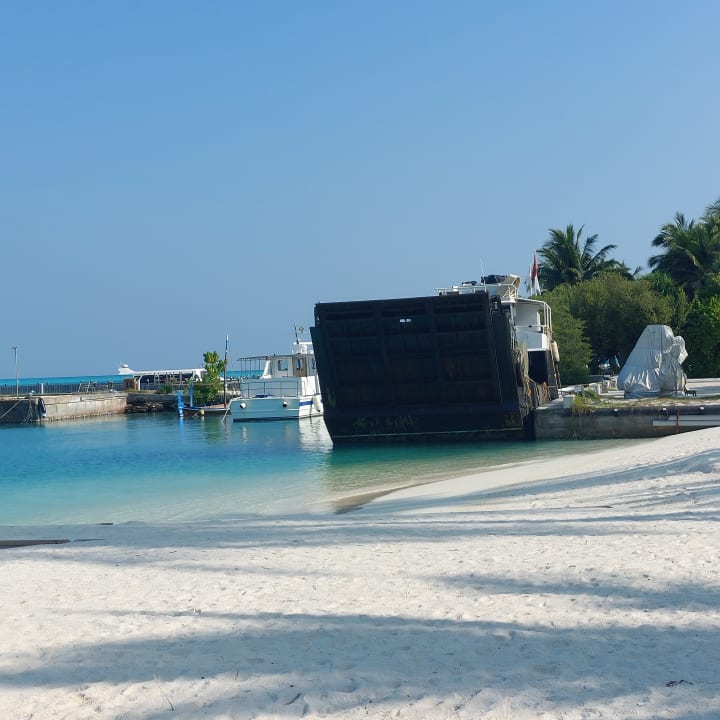 Strand Meeru Maldives Resort Island