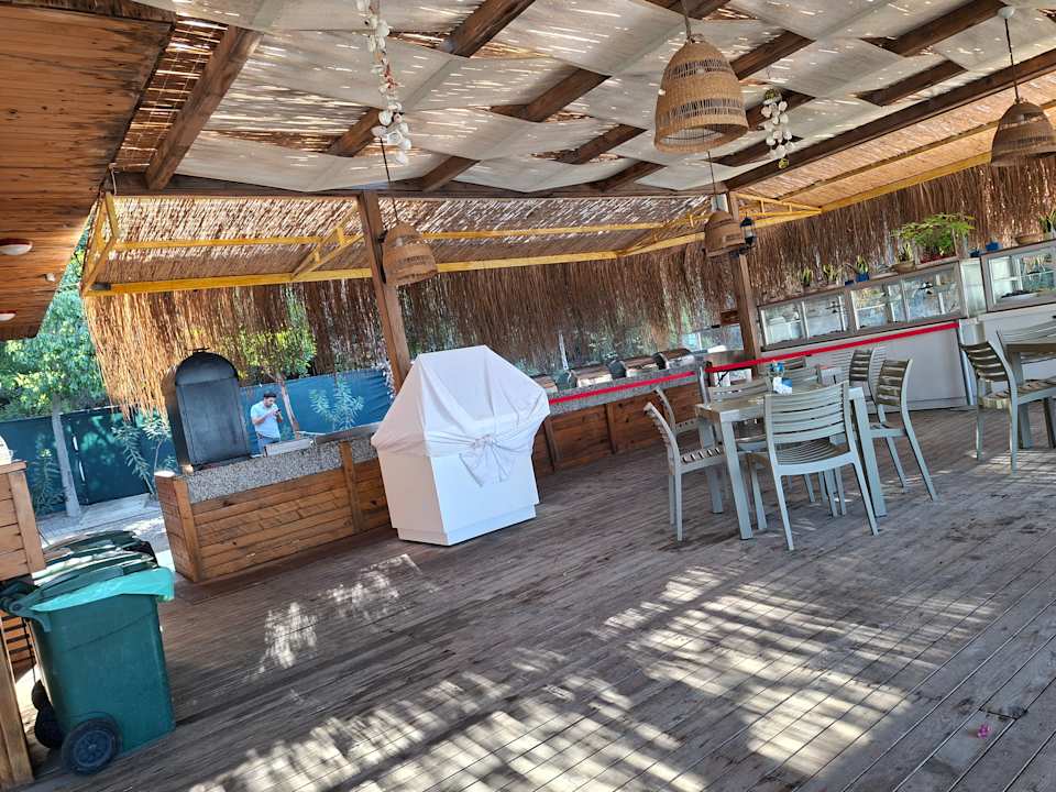 Strand Litore Resort & Spa