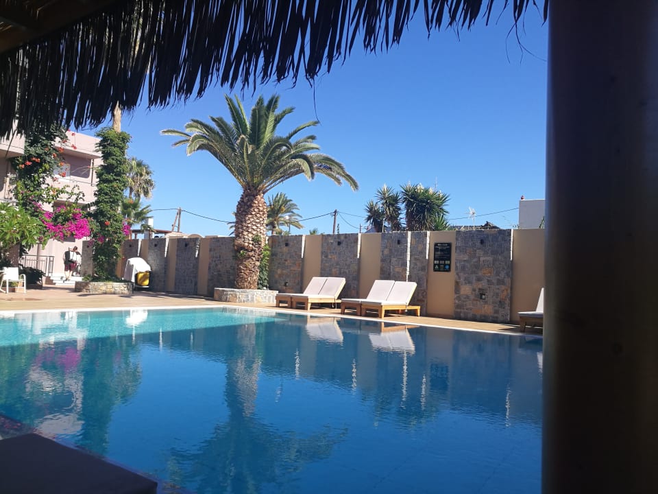 Pool High Beach Resort