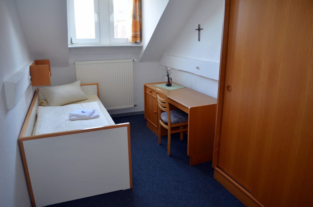 Zimmer Stiftsberg - Bildungs- & Freizeitzentrum