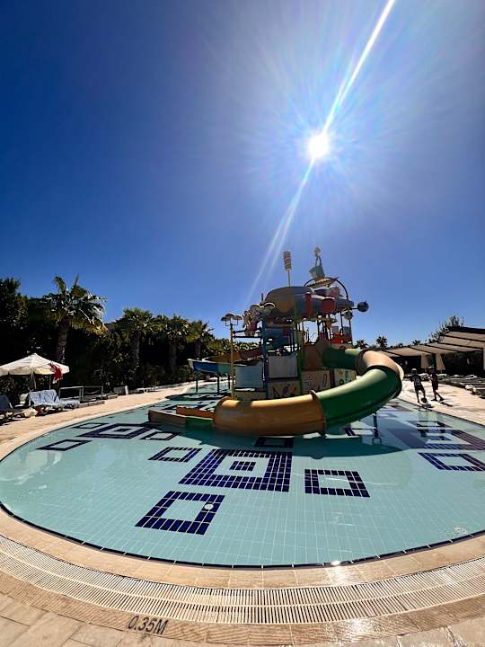 Pool Saturn Palace Resort Hotel