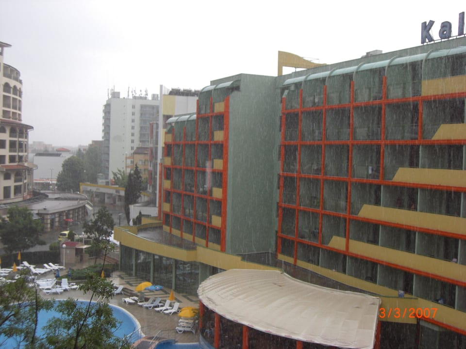 Innenbereich der Hotelanlage MPM Hotel Kalina Garden