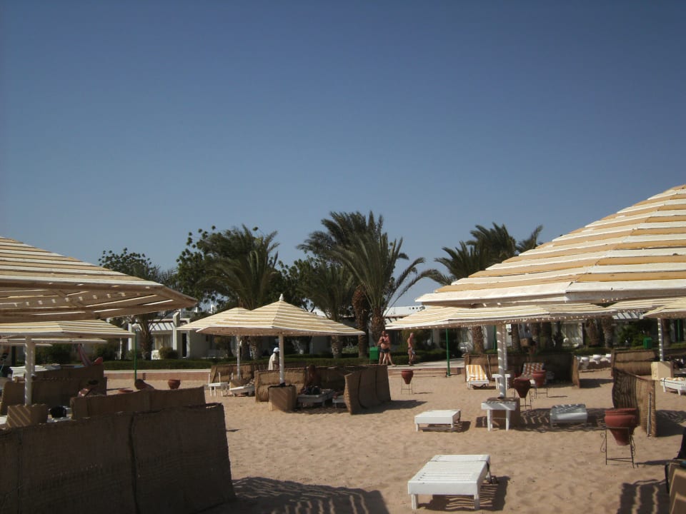 Strand Menaville Safaga