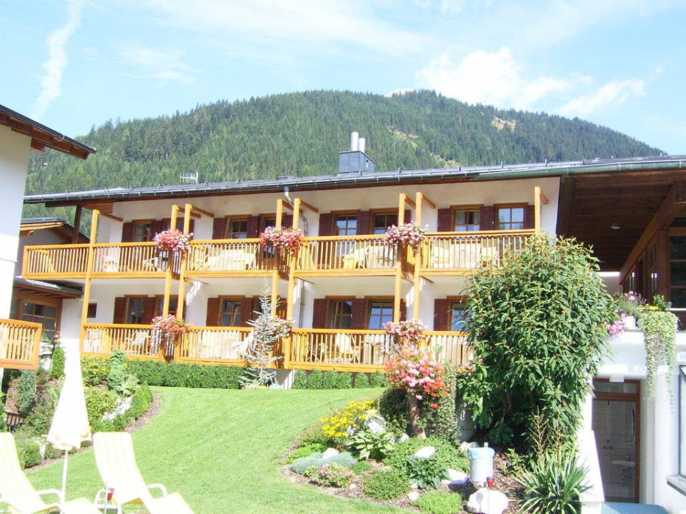 Blick aufs Hotel Gut Wenghof - Family Resort