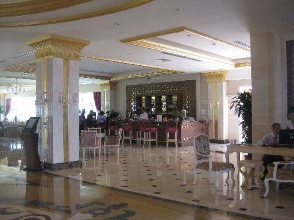 Bar in der Lobby Diamond Excellence Resort & Spa