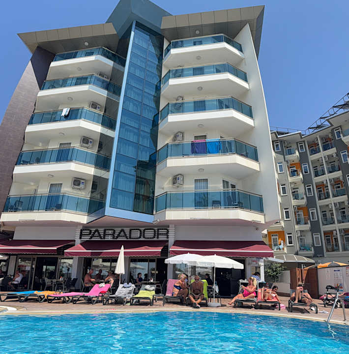 Außenansicht Parador Beach Hotel