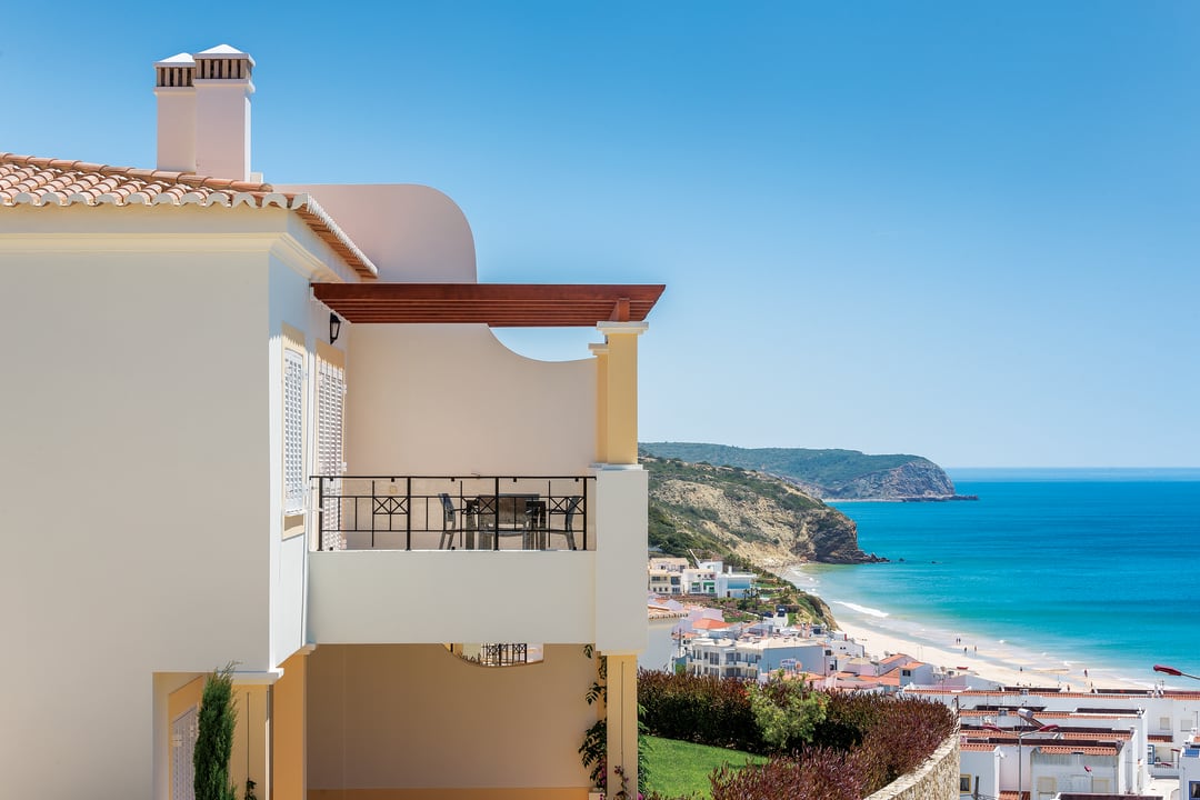 Außenansicht NAU Salema Beach Village