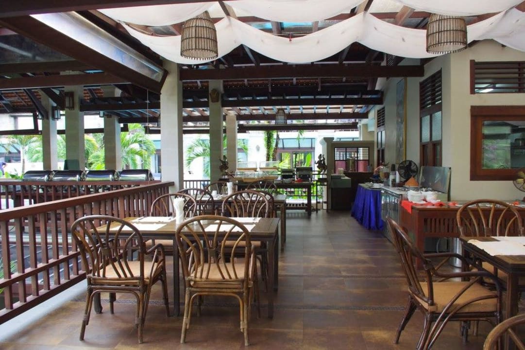 Frühstückszeit! Khaolak Oriental Resort - Adults only