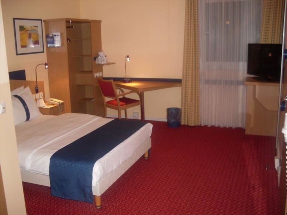 Rollstuhlfahrer-Zimmer ohne Sofa Holiday Inn Express Frankfurt - Airport